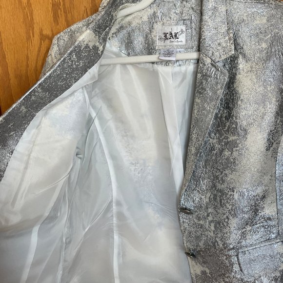 LIVE A LITTLE Jacket. Size Large. - Picture 2 of 2
